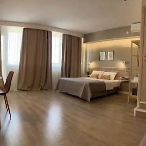 Luxor Premium מלון דירות